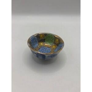 VTG Made in Japan Porcelain Sake Cup Floral Gold Interior Blue White Exterior